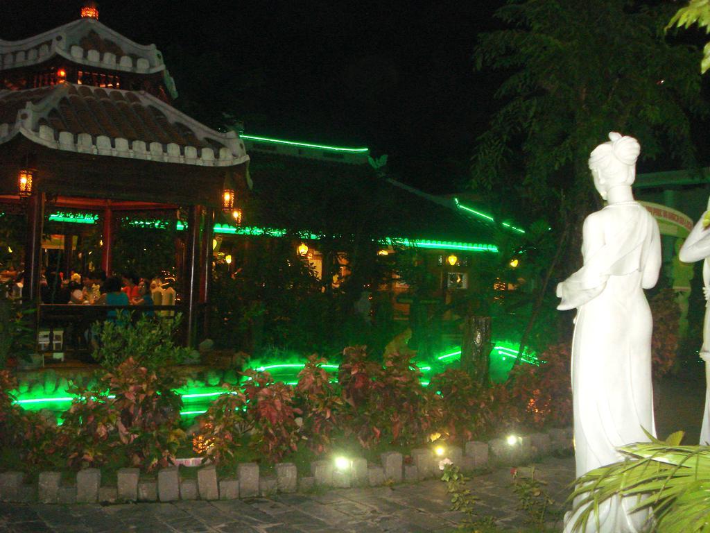 Ngoi Nha Xanh Hotel Da Nang Eksteriør billede