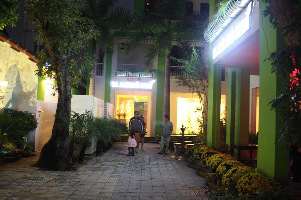 Ngoi Nha Xanh Hotel Da Nang Eksteriør billede