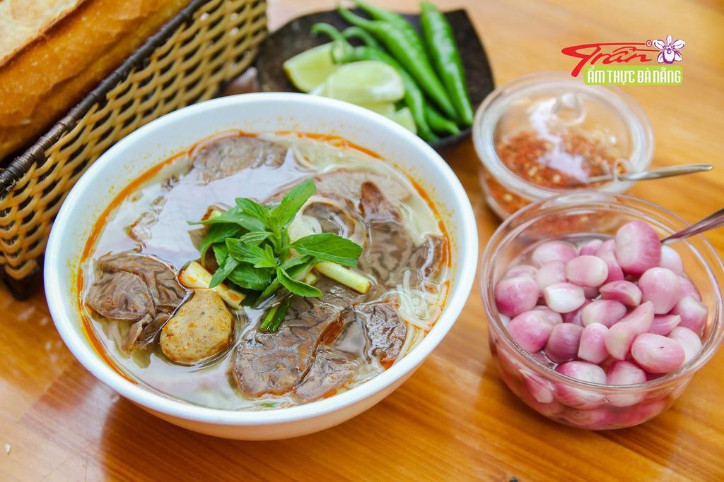 Ngoi Nha Xanh Hotel Da Nang Eksteriør billede