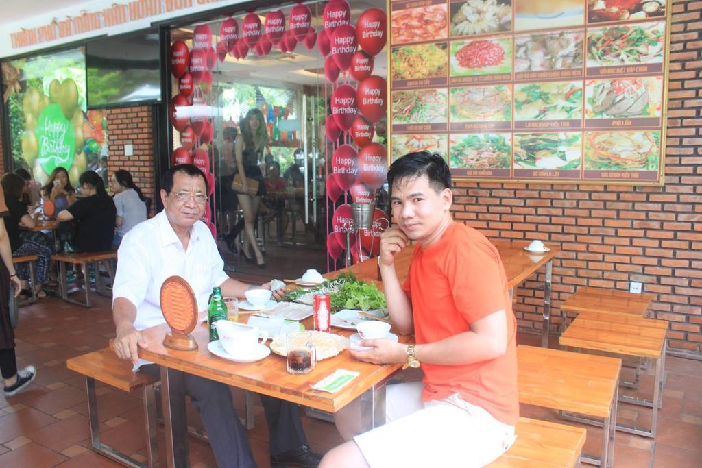 Ngoi Nha Xanh Hotel Da Nang Eksteriør billede