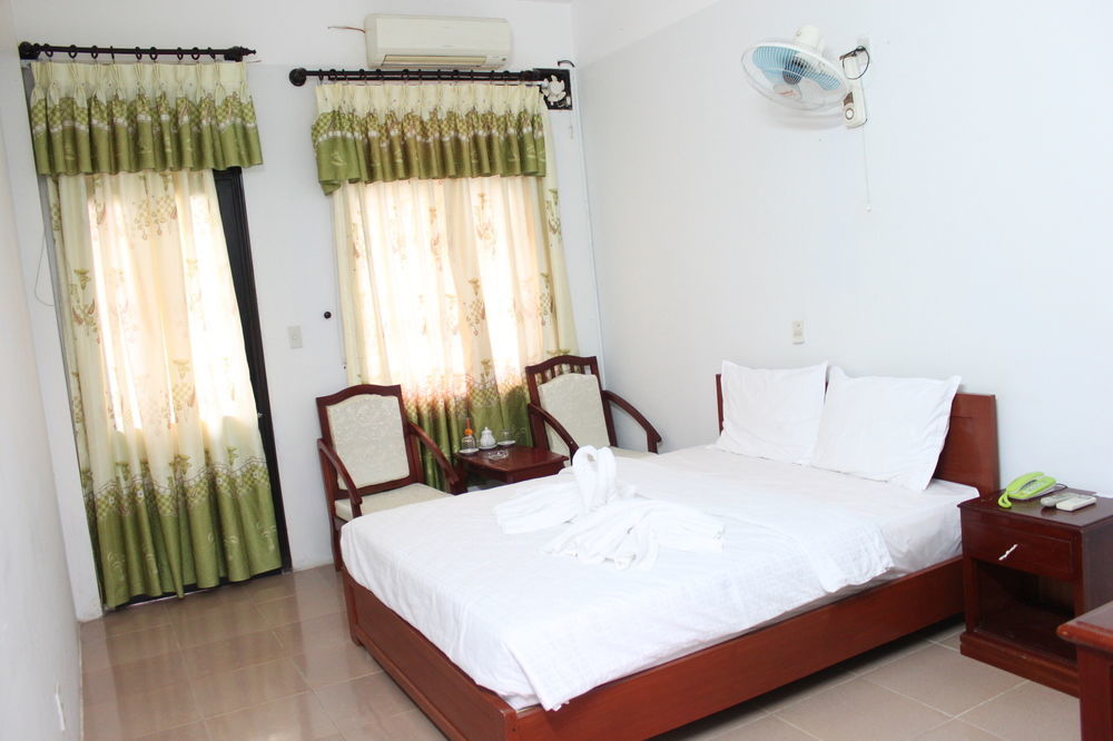 Ngoi Nha Xanh Hotel Da Nang Eksteriør billede