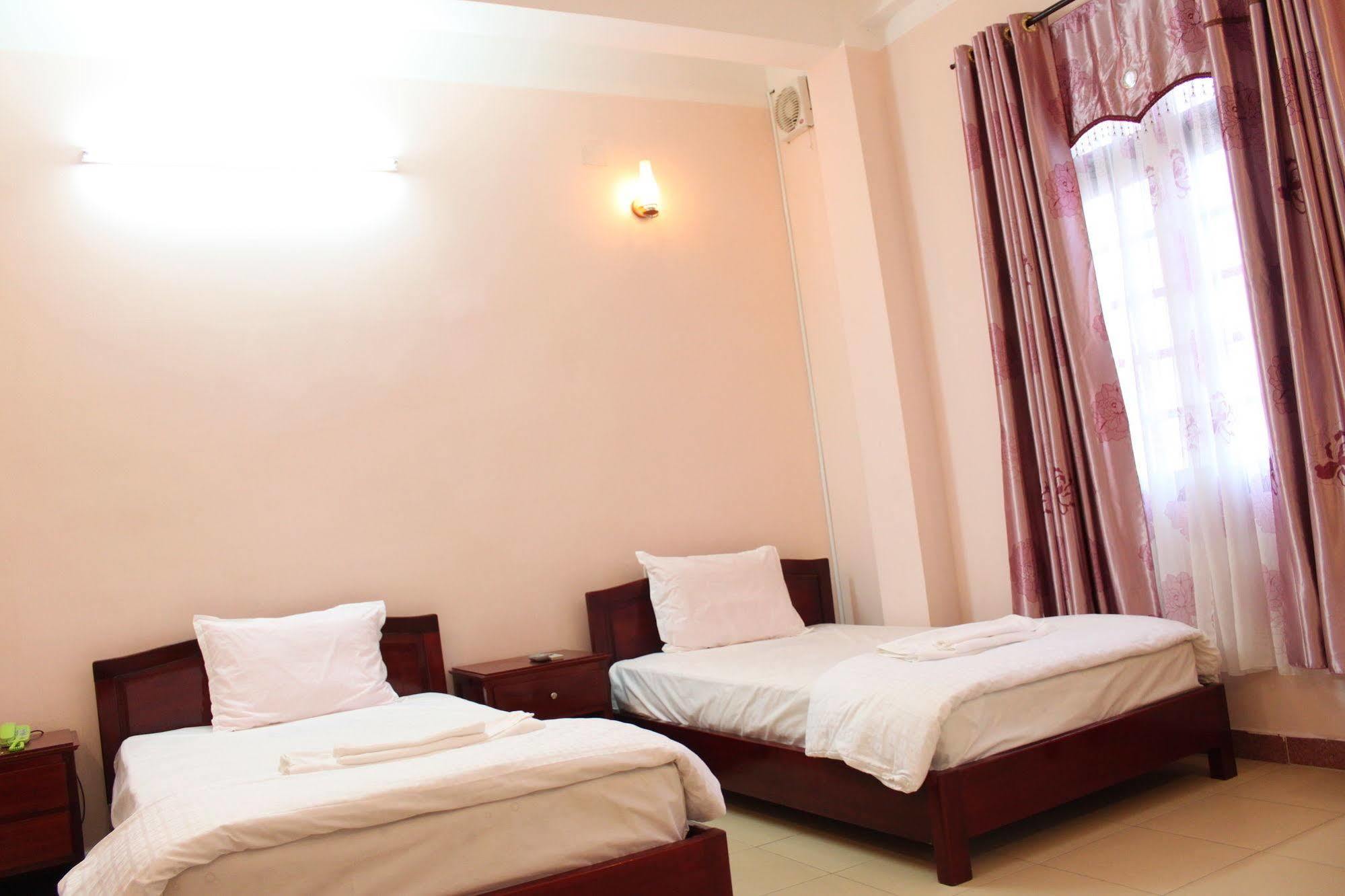 Ngoi Nha Xanh Hotel Da Nang Eksteriør billede