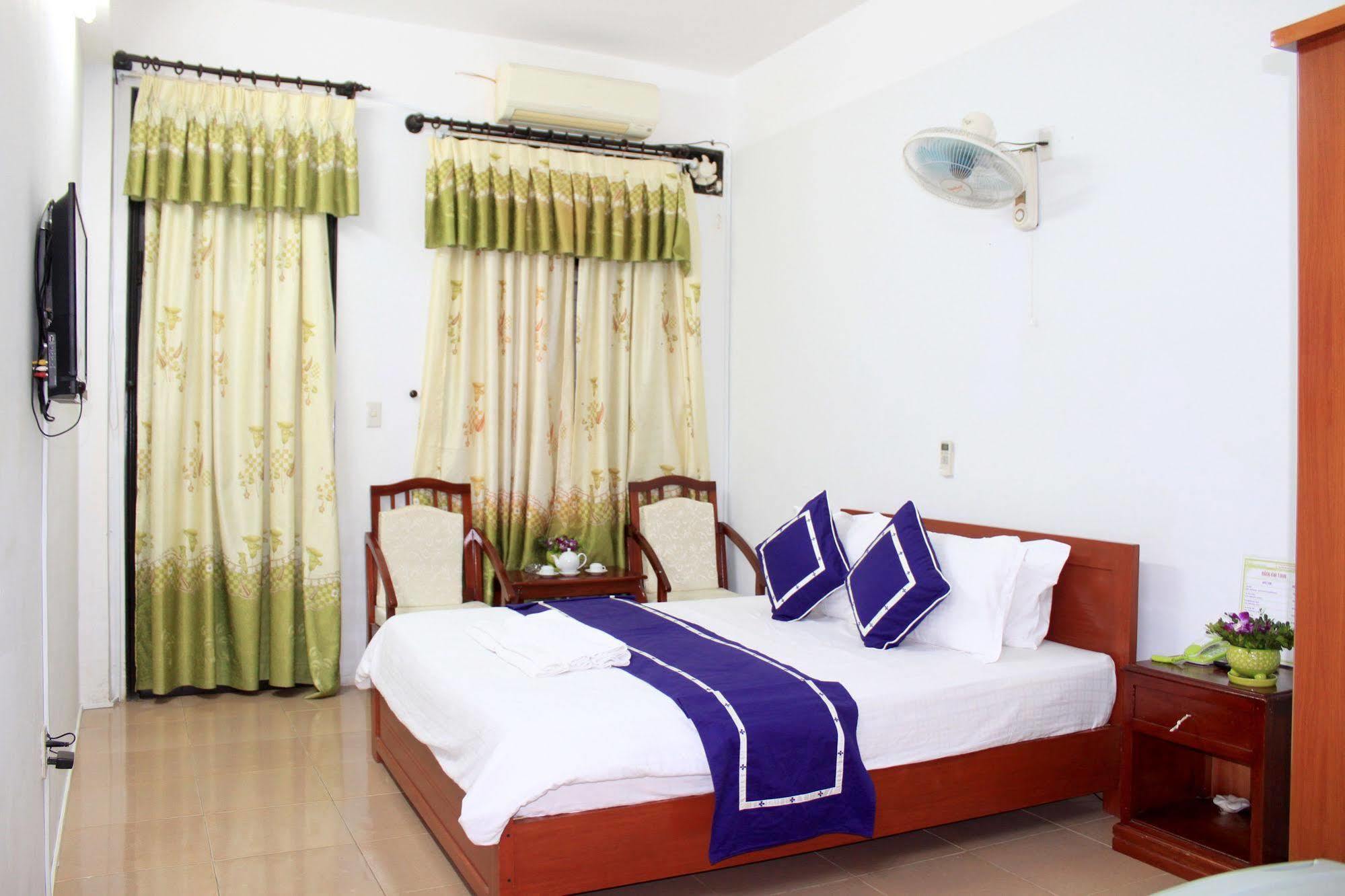 Ngoi Nha Xanh Hotel Da Nang Eksteriør billede