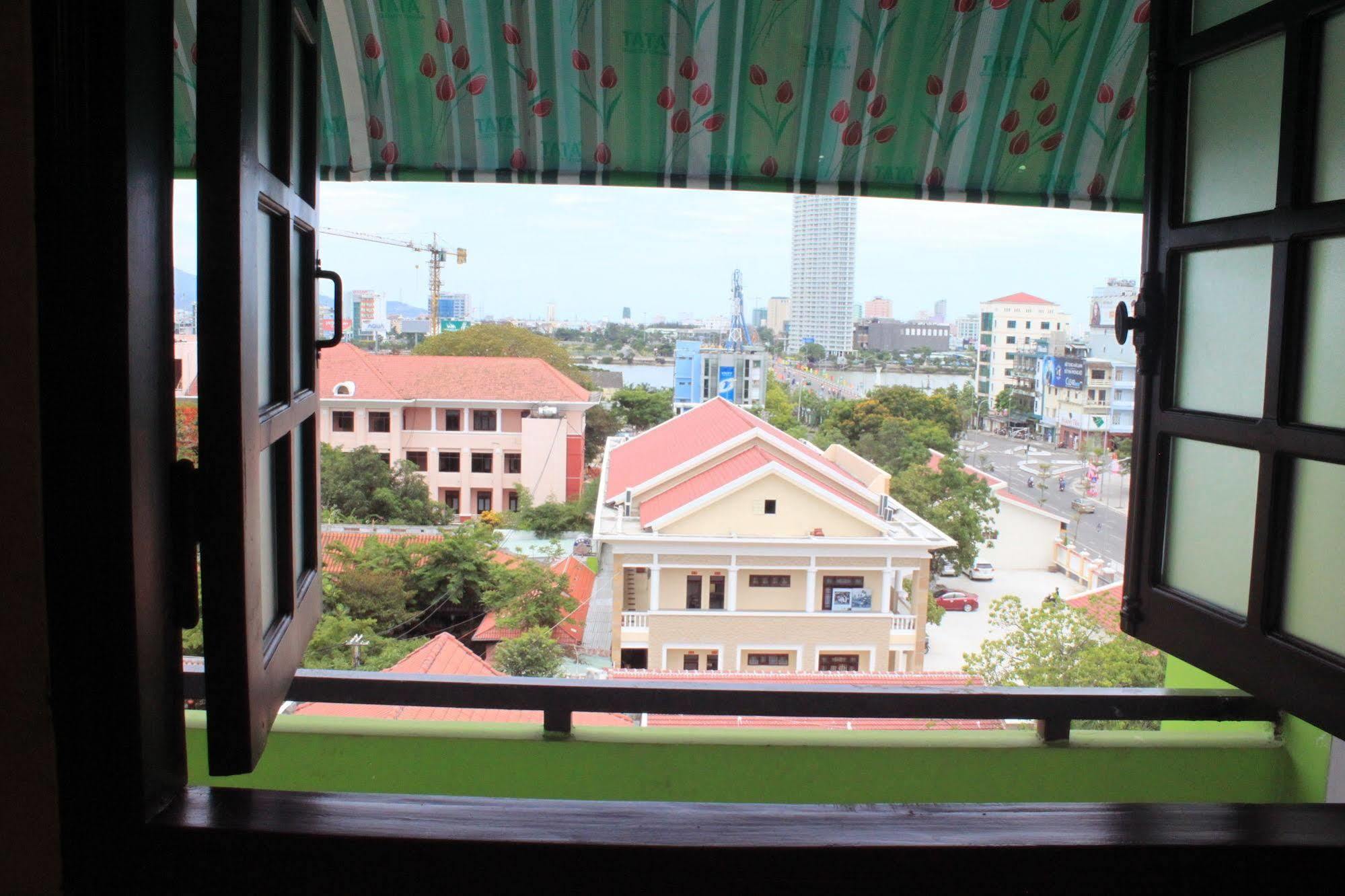 Ngoi Nha Xanh Hotel Da Nang Eksteriør billede